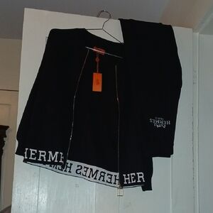 Hermès Black Cardigan with Logo Detail With Matching Leggings. Size L!